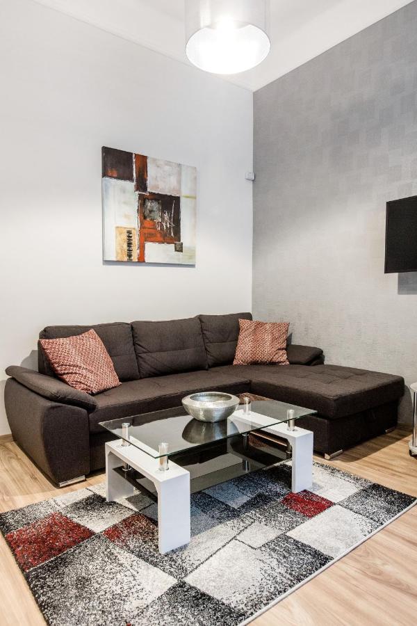 Quiet Nest In The Bustling Centre Of Budapest Exterior photo